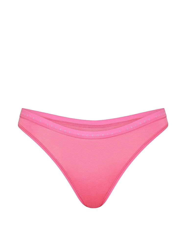 Bavlněné tanga s vysokými nohavičkami. Produkt je růžové barvy a pochází z kolekce Victoria's Secret.