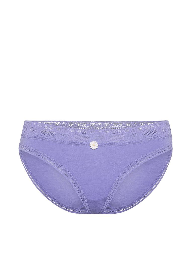 Bavlněné kalhotky s háčkovanými krajkovými bikinami. Produkt je modré barvy a pochází z kolekce Lace Trim.