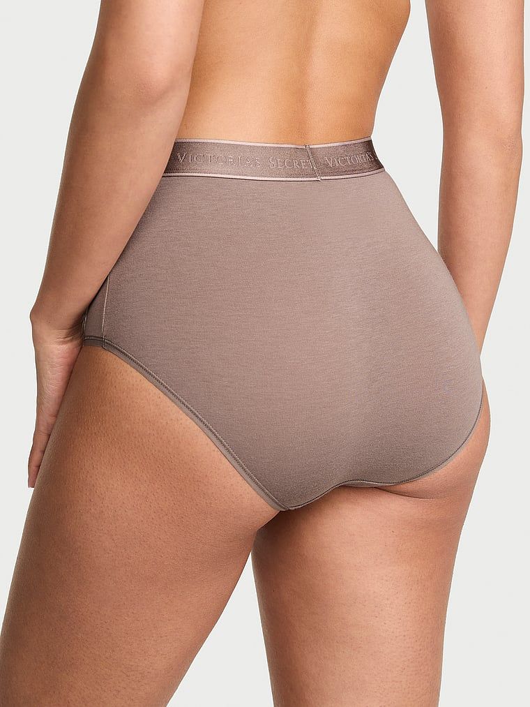 Bavlněné slipy s logem značky s vysokým pasem. Produkt je hnědé barvy a pochází z kolekce Cotton.