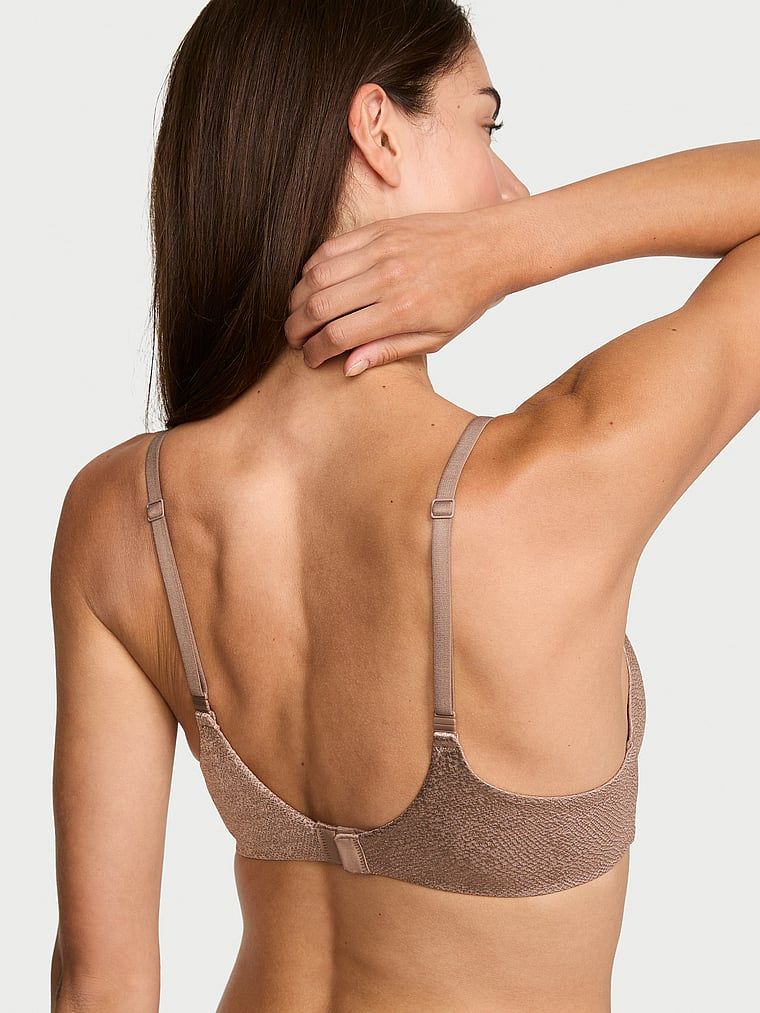 FlexFactor Demi mírně polstrovaná podprsenka. Produkt je hnědé barvy a pochází z kolekce Body by Victoria.