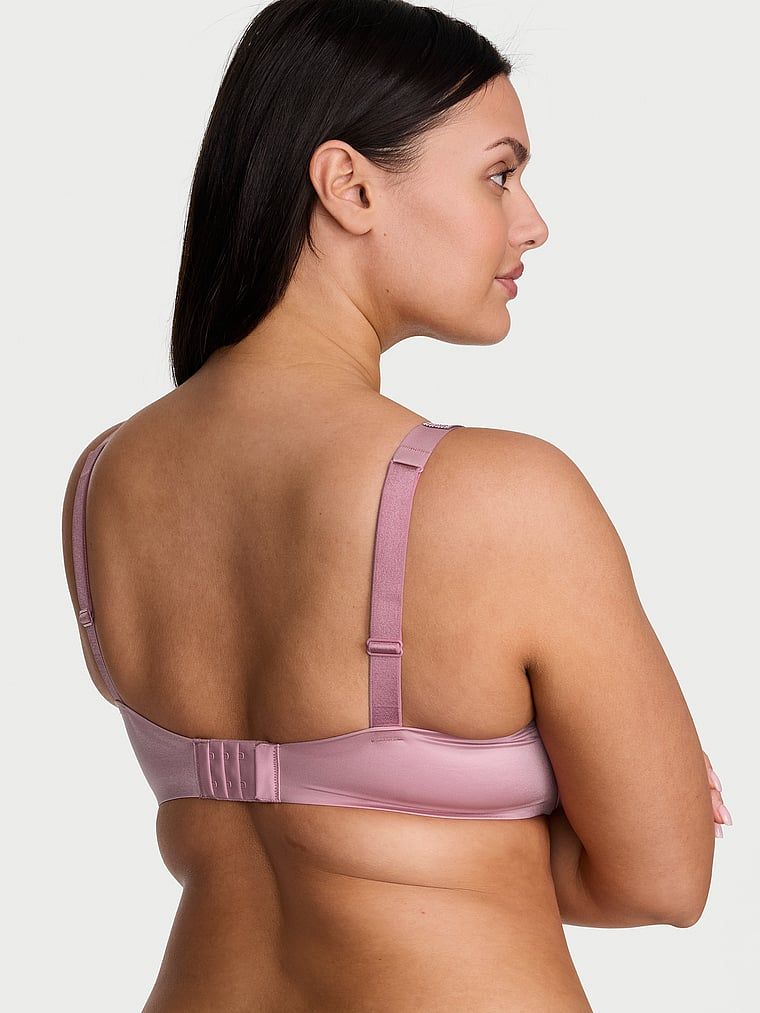 Push-up podprsenka Shine Strap. Produkt je růžové barvy a pochází z kolekce Very Sexy.