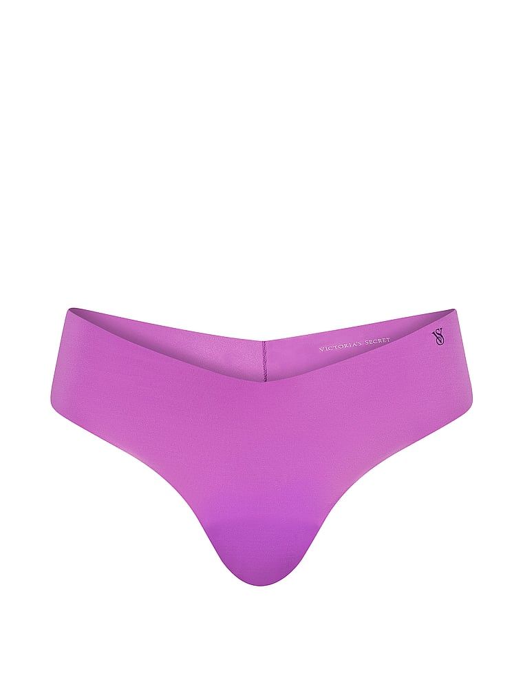 Tanga bez švů. Produkt je fialové barvy a pochází z kolekce No-Show.