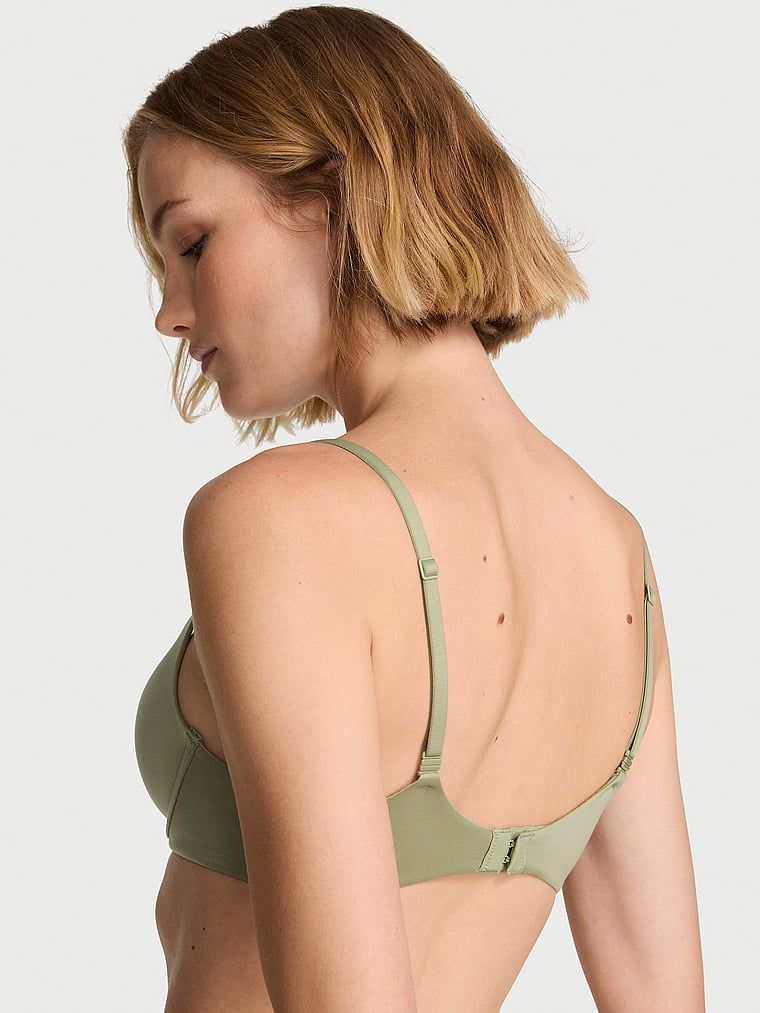 Mírně polstrovaná podprsenka Smooth Demi. Produkt je zelené barvy a pochází z kolekce Body by Victoria.