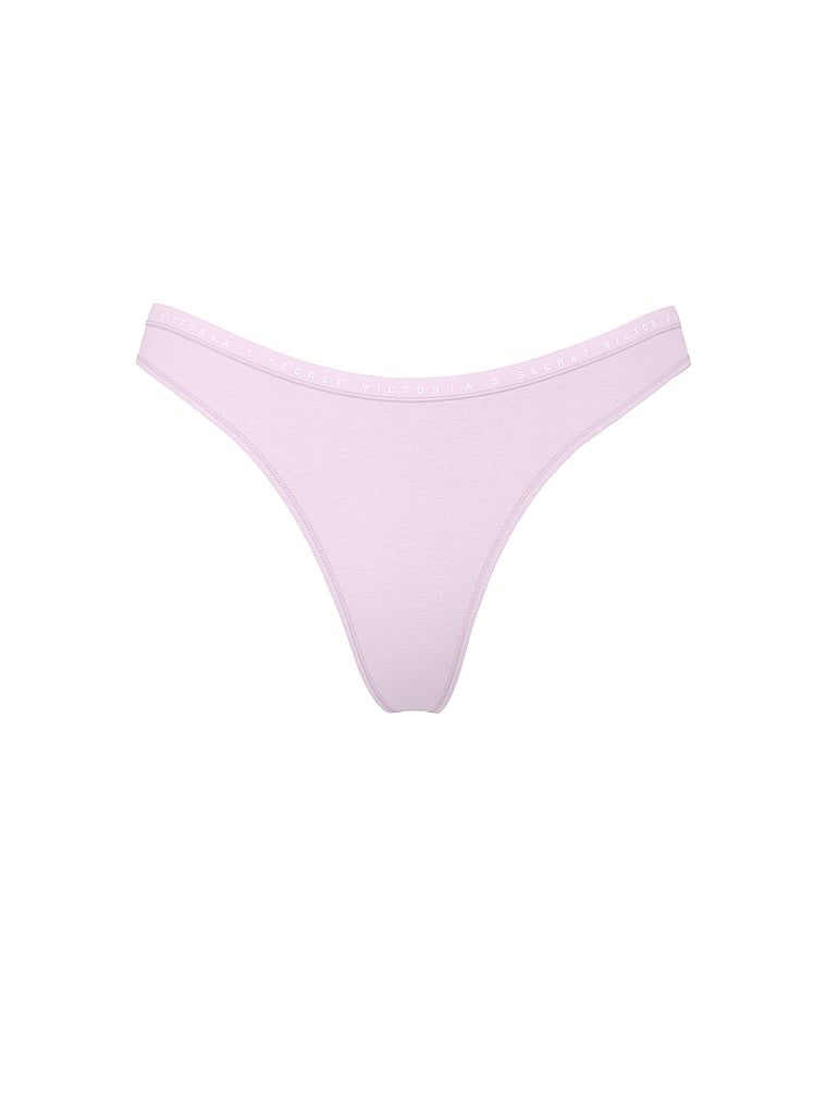 Bavlněné tanga s vysokými nohavičkami. Produkt je fialové barvy a pochází z kolekce Victoria's Secret.