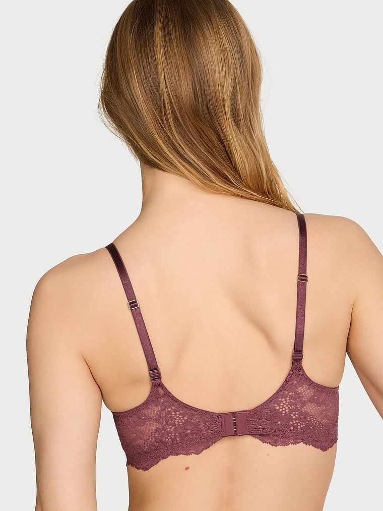 Mírně polstrovaná krajková podprsenka Classic Demi. Produkt je růžové barvy a pochází z kolekce Dream Angels.