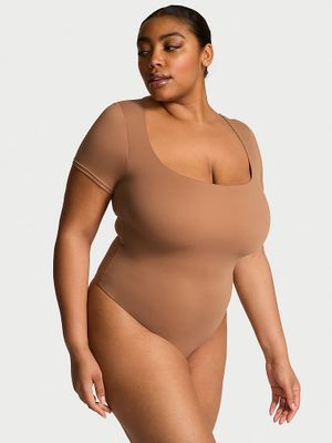 Victoria's Secret Prádlo od Victoria s FeatherSoft? Body Innovation se čtvercovým výstřihem