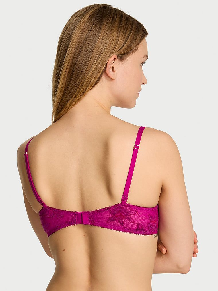 Rose Lace push-up podprsenka. Produkt je vícebarevný a pochází z kolekce Very Sexy.