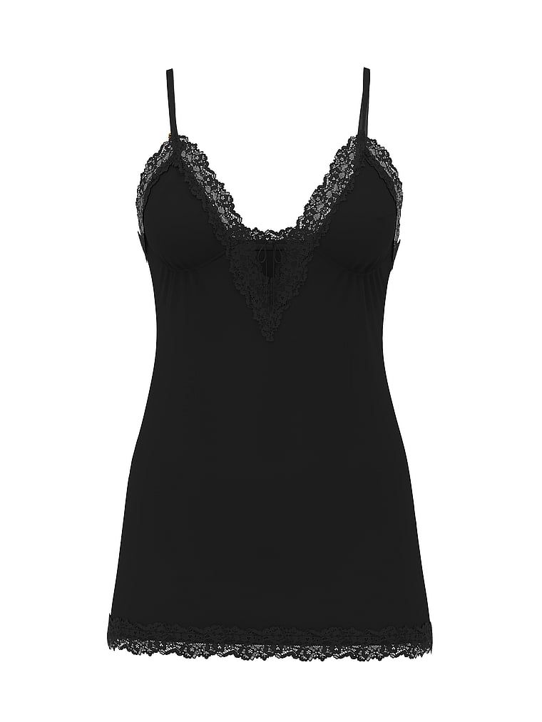 Noční košile vyrobená ze SoSoft modalu. Produkt je černý a pochází z kolekce Victoria's Secret.