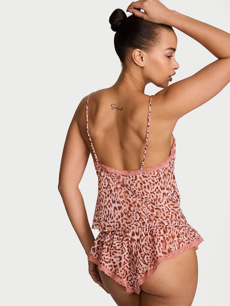 Šifonová sada na spaní – Leopardí top a kraťasy. Produkt je vzorovaný a pochází z kolekce Dream Angels.