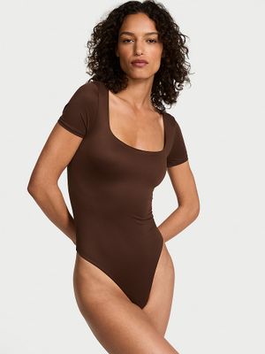Victoria's Secret Prádlo od Victoria s FeatherSoft? Body Innovation se čtvercovým výstřihem