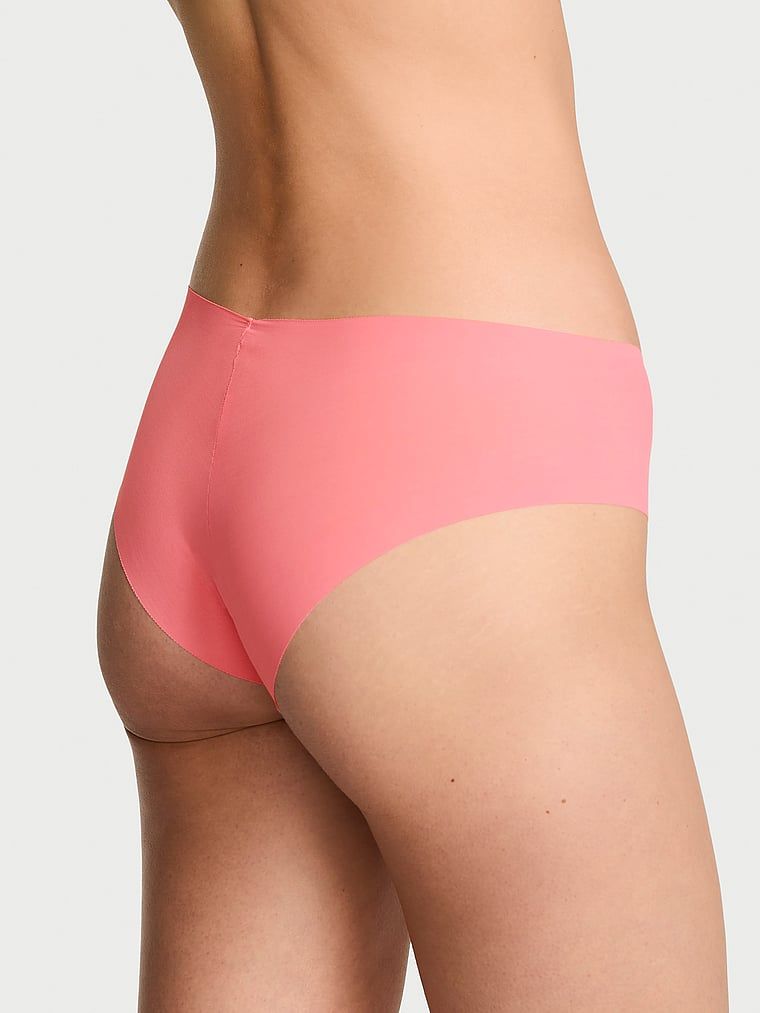 Neviditelné síťové drzé kalhotky. Produkt je růžové barvy a pochází z kolekce No-Show.
