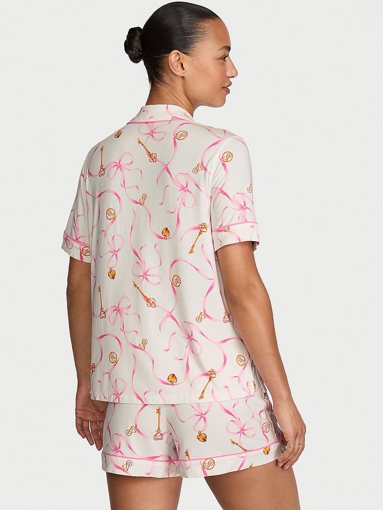 Modální pyžamo se SoSoft kraťasy. Produkt má vzorovanou barvu a pochází z kolekce Victoria's Secret.