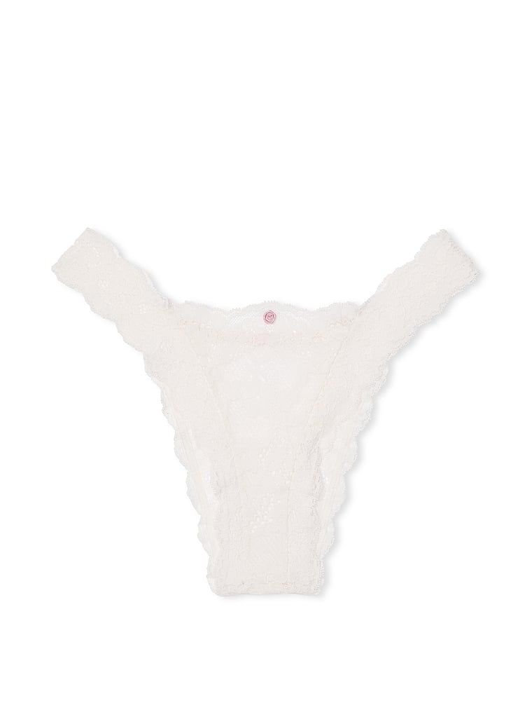 Brazilské krajkové kalhotky. Výrobek je bílý a pochází z kolekce Dream Angels.