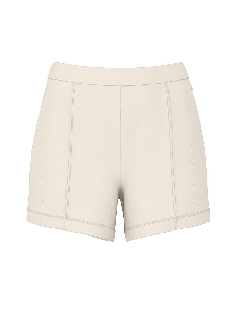 VSX Pletené šortky lehké jako péro. Produkt je béžový a pochází z kolekce VSX.