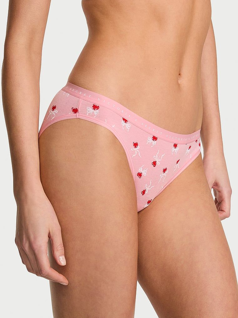 Bavlněné kalhotky v bikinách. Produkt je vzorovaný a pochází z kolekce Victoria's Secret.