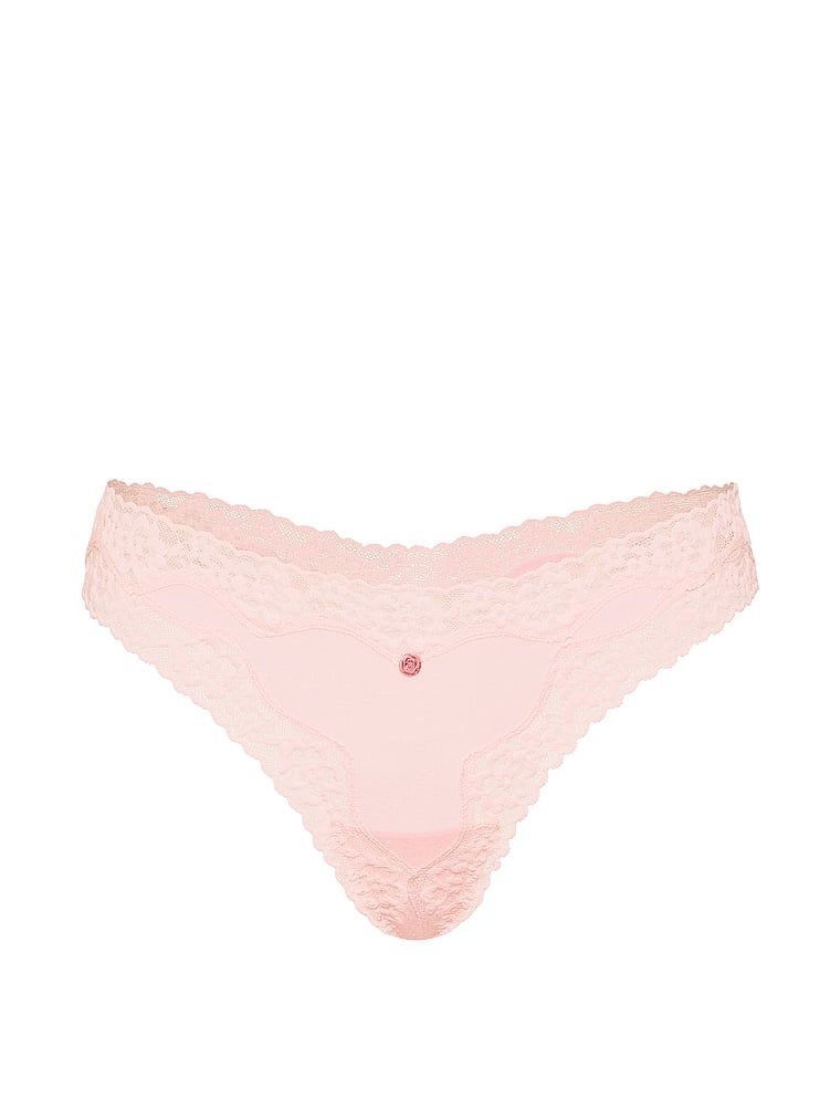 Bavlněná tanga s krajkou a lemem s krajkou. Produkt je růžové barvy a pochází z kolekce Lace Trim.