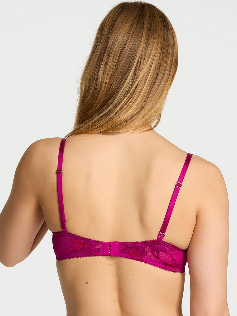 Mírně vycpávaná krajková podprsenka Rose Lace Demi. Produkt je vícebarevný a pochází z kolekce Very Sexy.