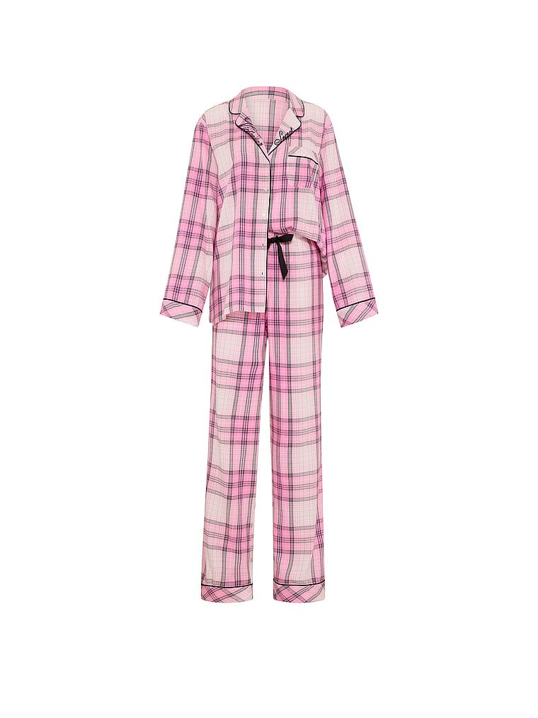 Flanelové pyžamo s dlouhými kalhotami. Produkt má vzorovanou barvu a pochází z kolekce Victoria's Secret.