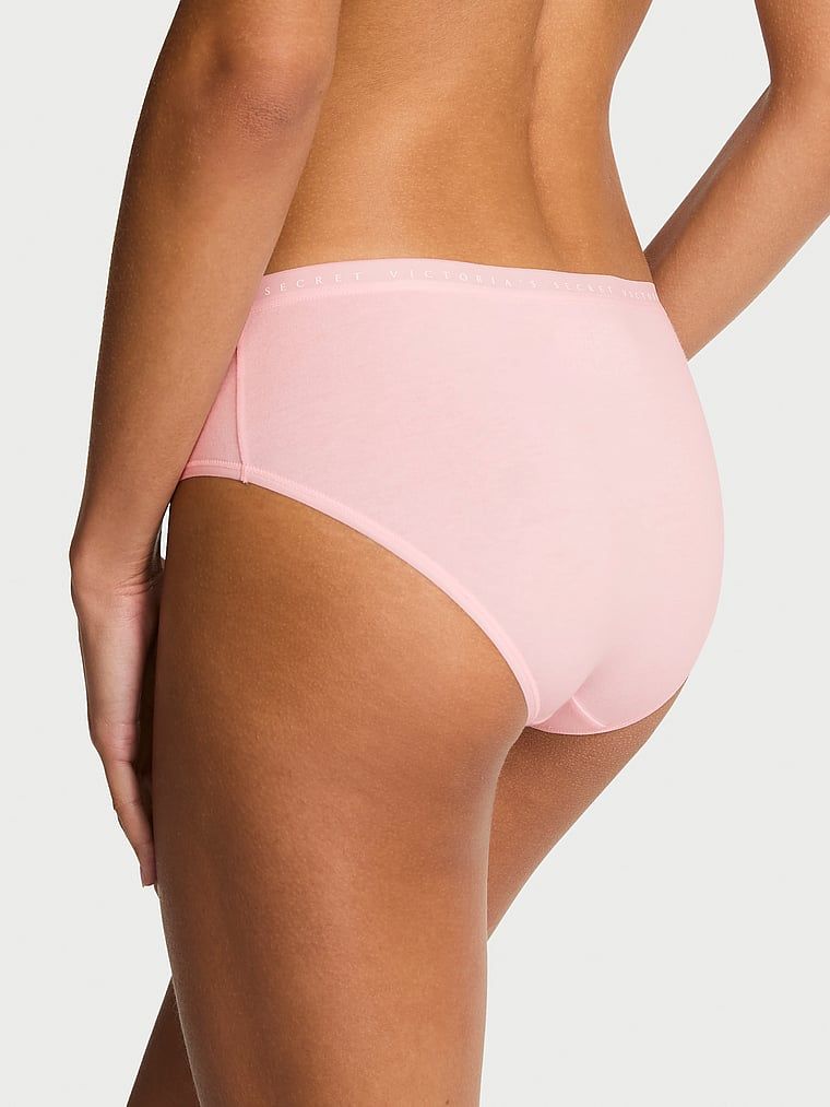 Bavlněné kalhotky hiphugger. Produkt je růžové barvy a pochází z kolekce Victoria's Secret.