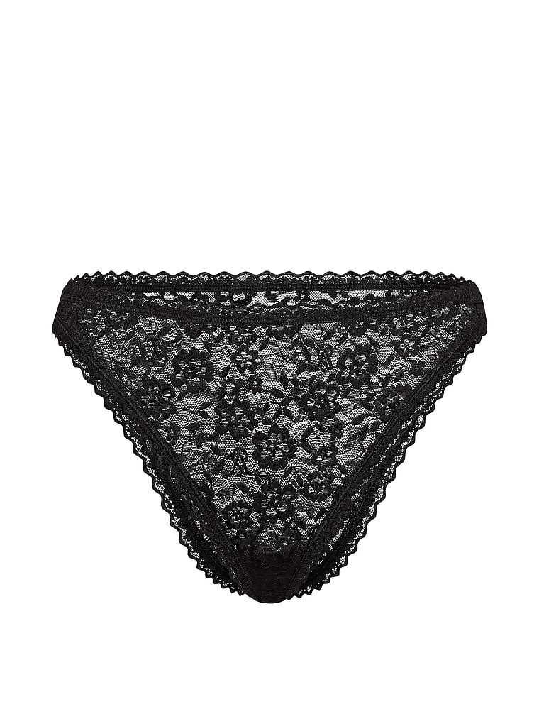 Krajkové kalhotky z krajky z 90. let. Produkt je černý a pochází z kolekce Lacie.
