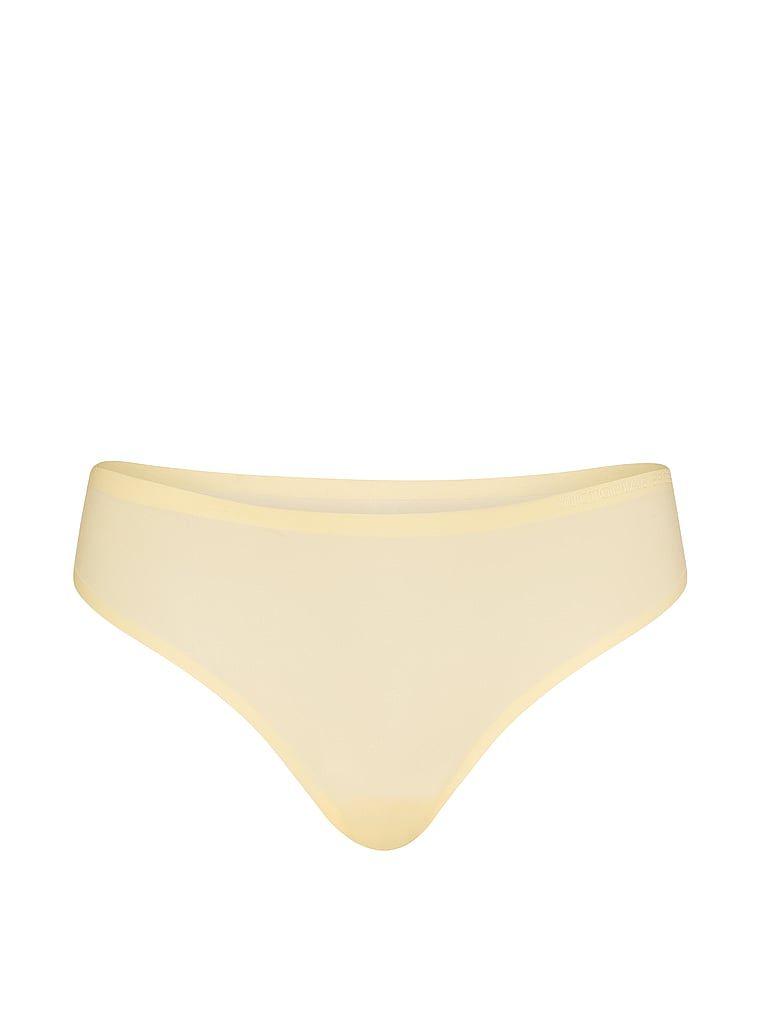 Flex mikrovláknové tanga. Produkt je žluté barvy a pochází z kolekce Body by Victoria.