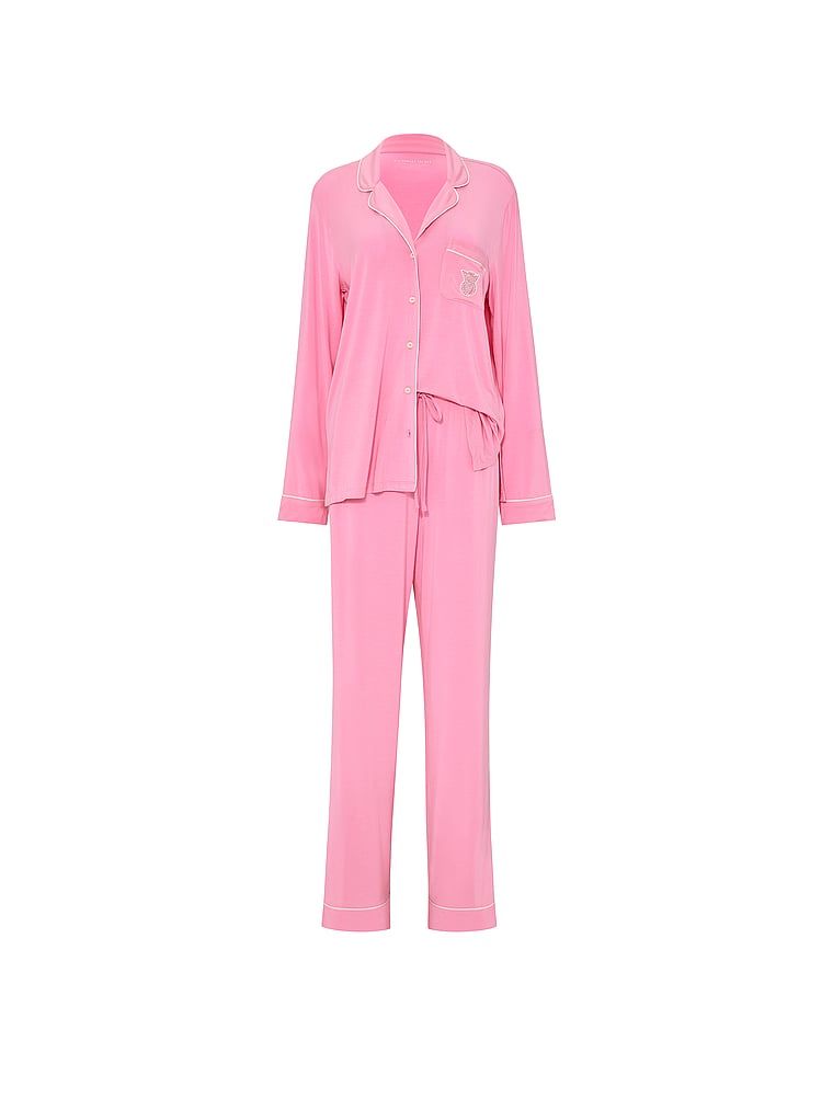 Dlouhé pyžamo ze SoSoft modalu. Produkt je růžové barvy a pochází z kolekce Victoria's Secret.