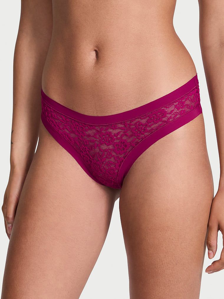 No-Show krajková tanga. Produkt má růžovou barvu a pochází z kolekce No-Show.