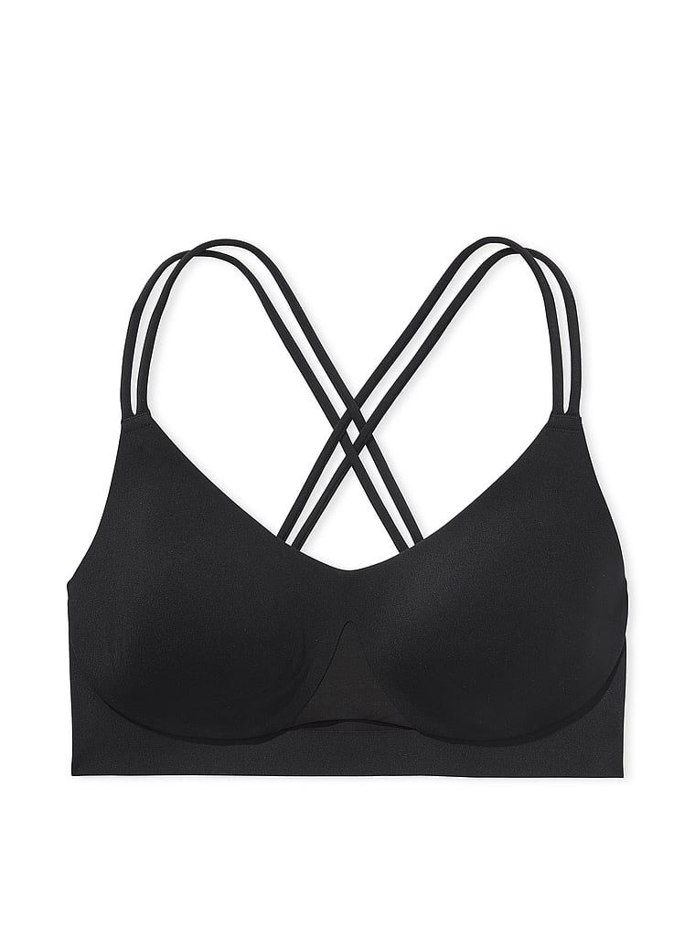 Sportovní podprsenka s lehkou podporou Elevate Strappy. Produkt je černý a pochází z kolekce VSX.
