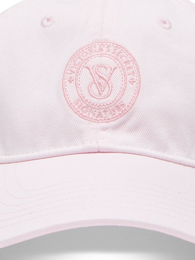 Kšiltovka VSX. Produkt je růžový a pochází z kolekce Victoria's Secret.