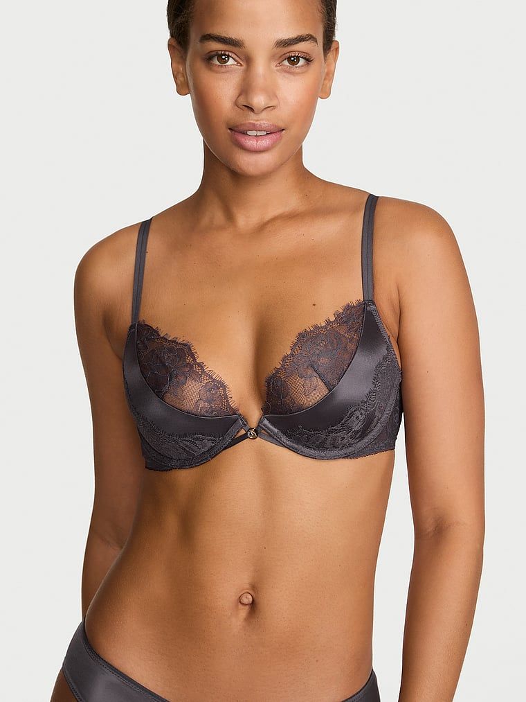 Podprsenka na push-up s hlubokými krajkovými vložkami. Produkt je šedobarevný a pochází z kolekce Very Sexy.