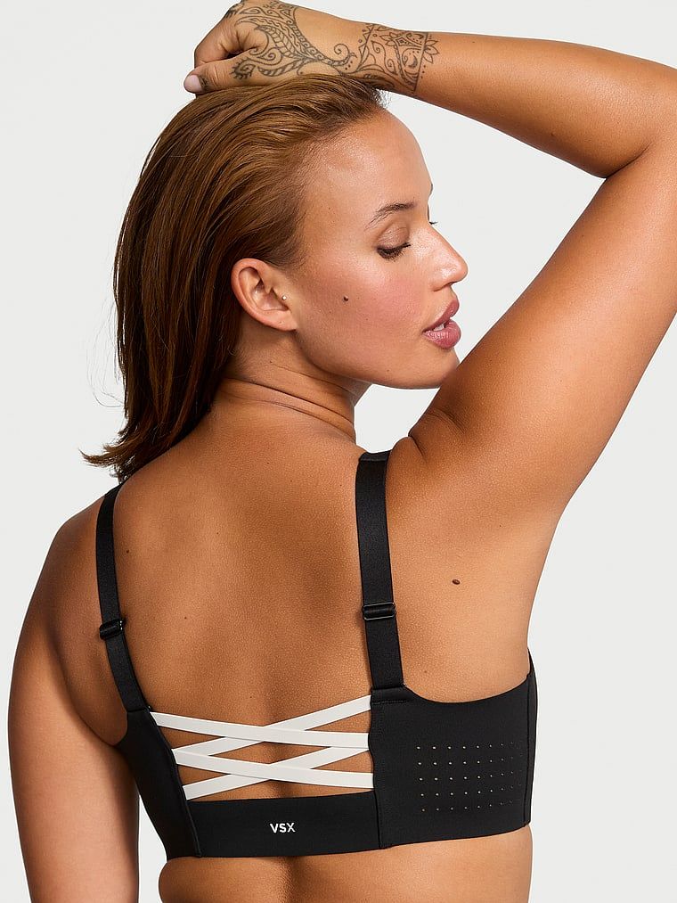 Sportovní podprsenka s maximální podporou se zipem Featherweight Max Front-Close. Produkt je černý a pochází z kolekce VSX.