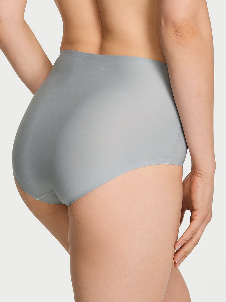 Kalhotky Flex z mikrovlákna. Produkt je šedý a pochází z kolekce Body by Victoria.