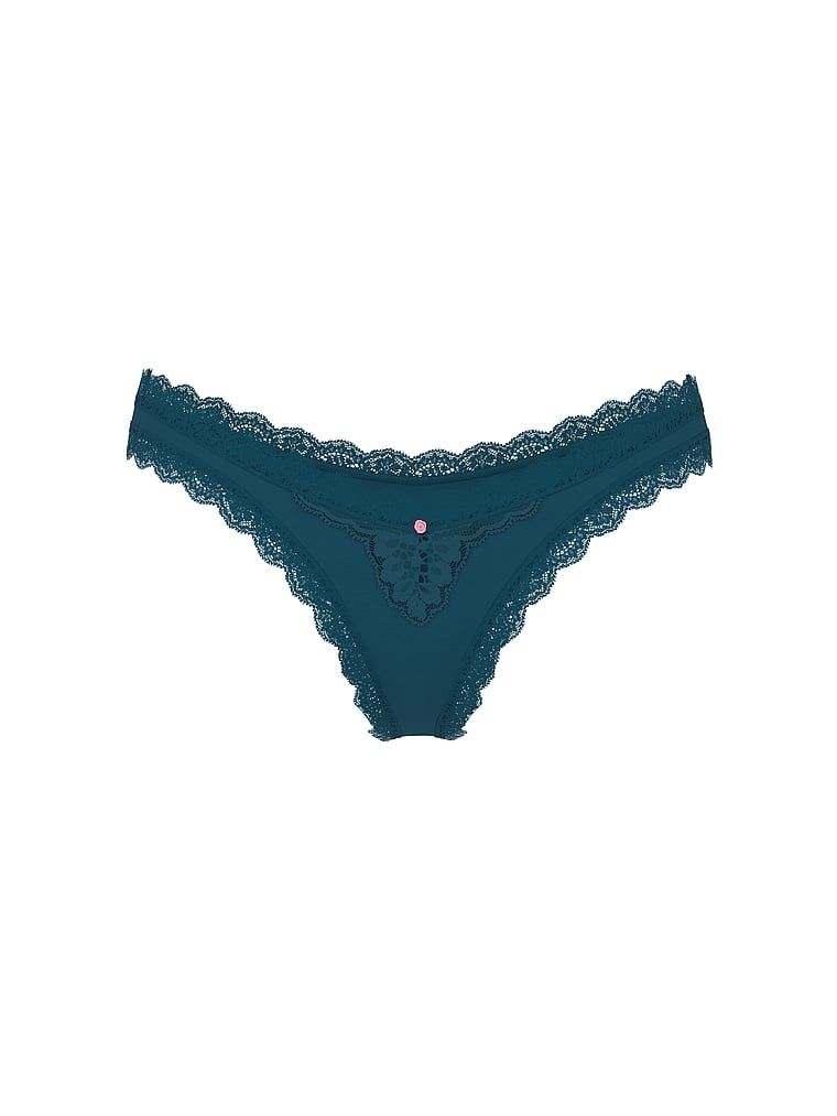 Brazilské kalhotky s krajkou Lace Trim Brazilian. Produkt má modrou barvu a pochází z kolekce Dream Angels.