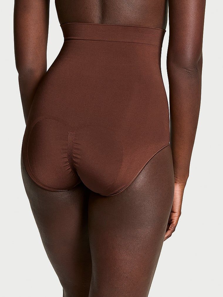 Tvarující kalhotky s vysokým pasem Shapewear od Victoria. Výrobek je hnědý a pochází z kolekce Victoria's Secret.