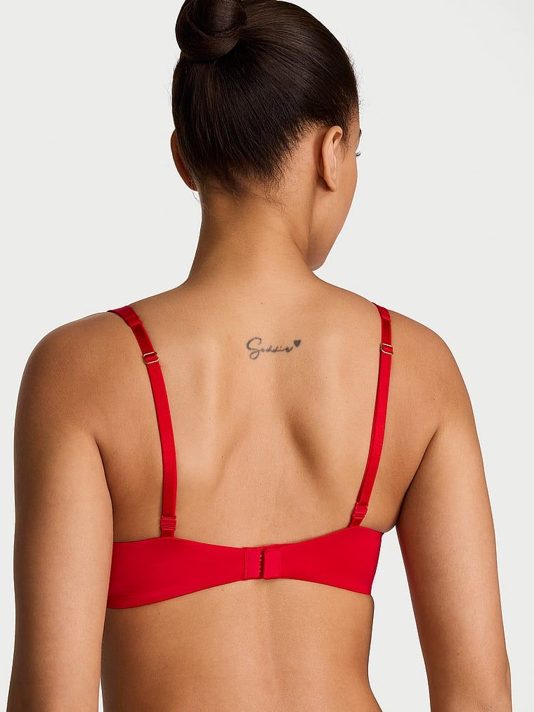 Mírně vycpávaná podprsenka Smooth Plunge. Produkt je červené barvy a pochází z kolekce Very Sexy.