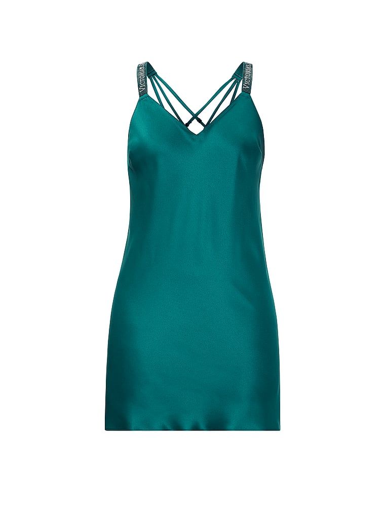 Satenová noční košile s lesklými ramínky a pruhy vzadu Shine Strap Slip. Produkt je modré barvy a pochází z kolekce Very Sexy.