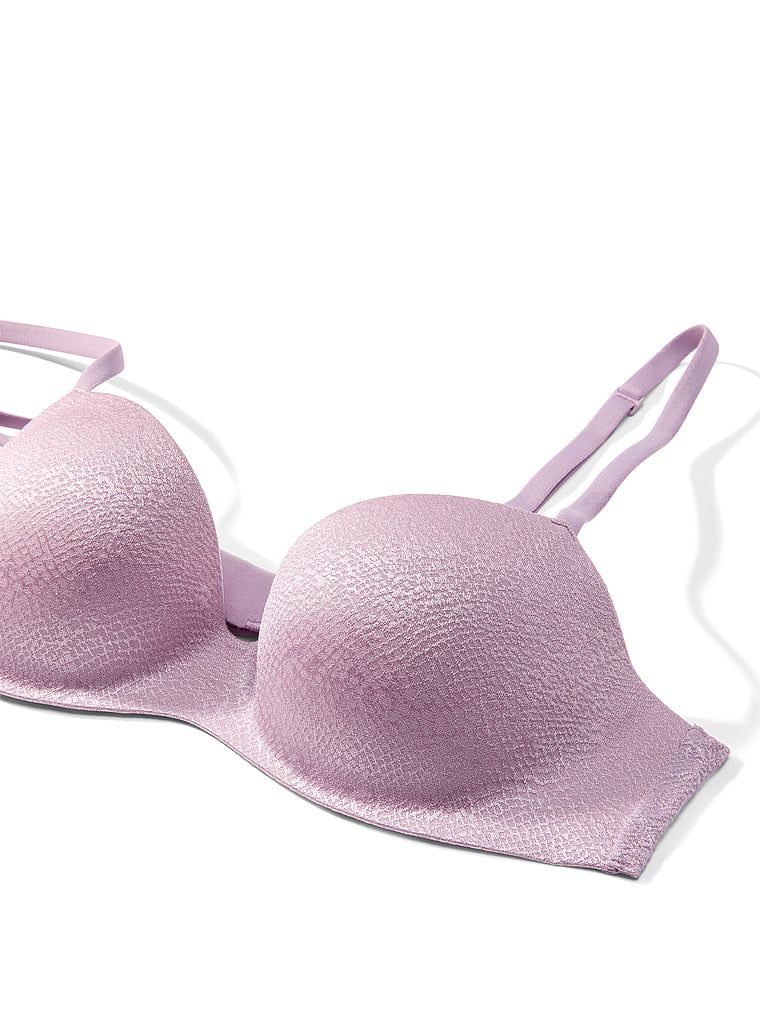 Mírně vypolstrovaná podprsenka FlexFactor s balconette. Produkt je růžové barvy a pochází z kolekce Body by Victoria.