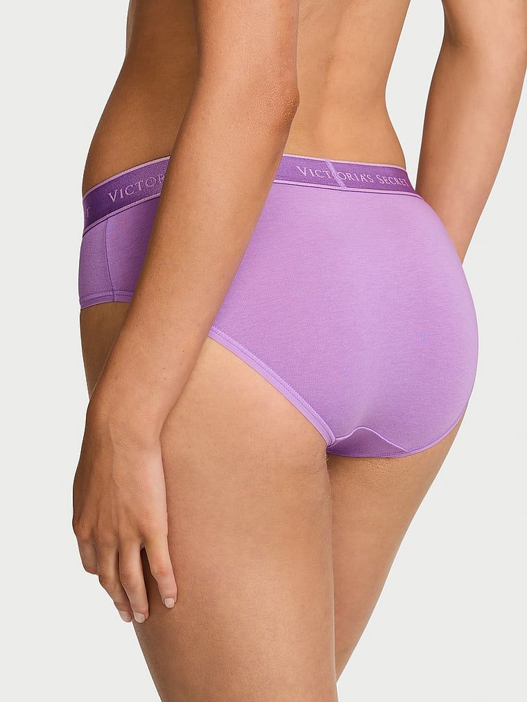 Bavlněné kalhotky s logem Hiphugger v pase. Produkt je fialové barvy a pochází z kolekce Cotton.