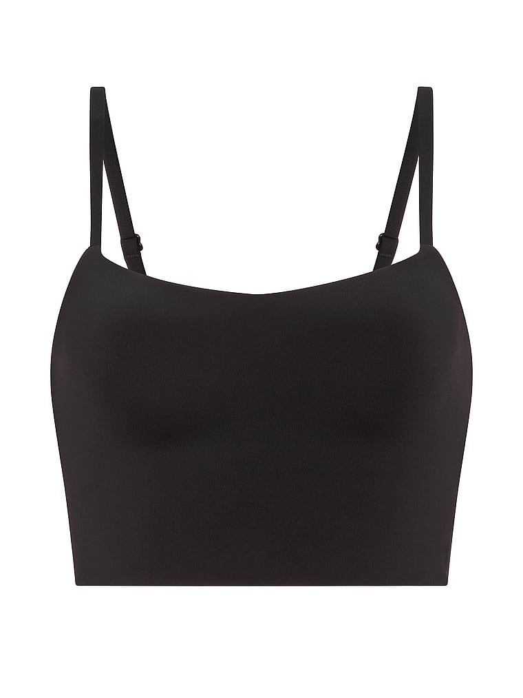 VSX Featherweight sportovní podprsenka s prodlouženým střihem. Produkt je černý a pochází z kolekce VSX.