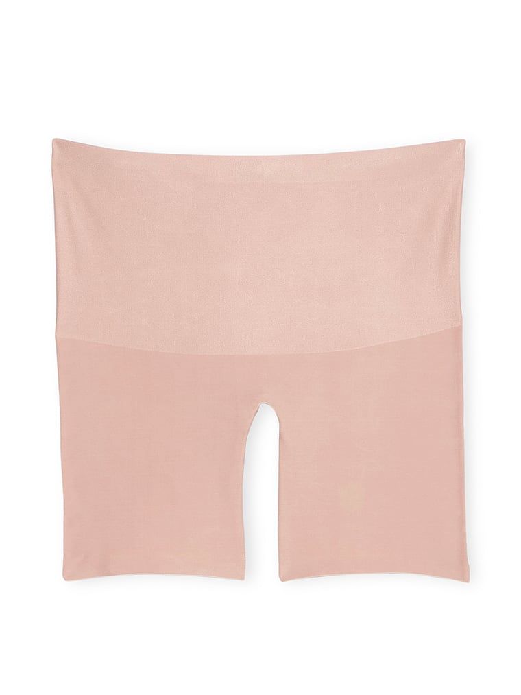 Vyhlazující tvarující šortky Shimmer s vysokým pasem. Produkt je béžový a pochází z kolekce Body by Victoria.