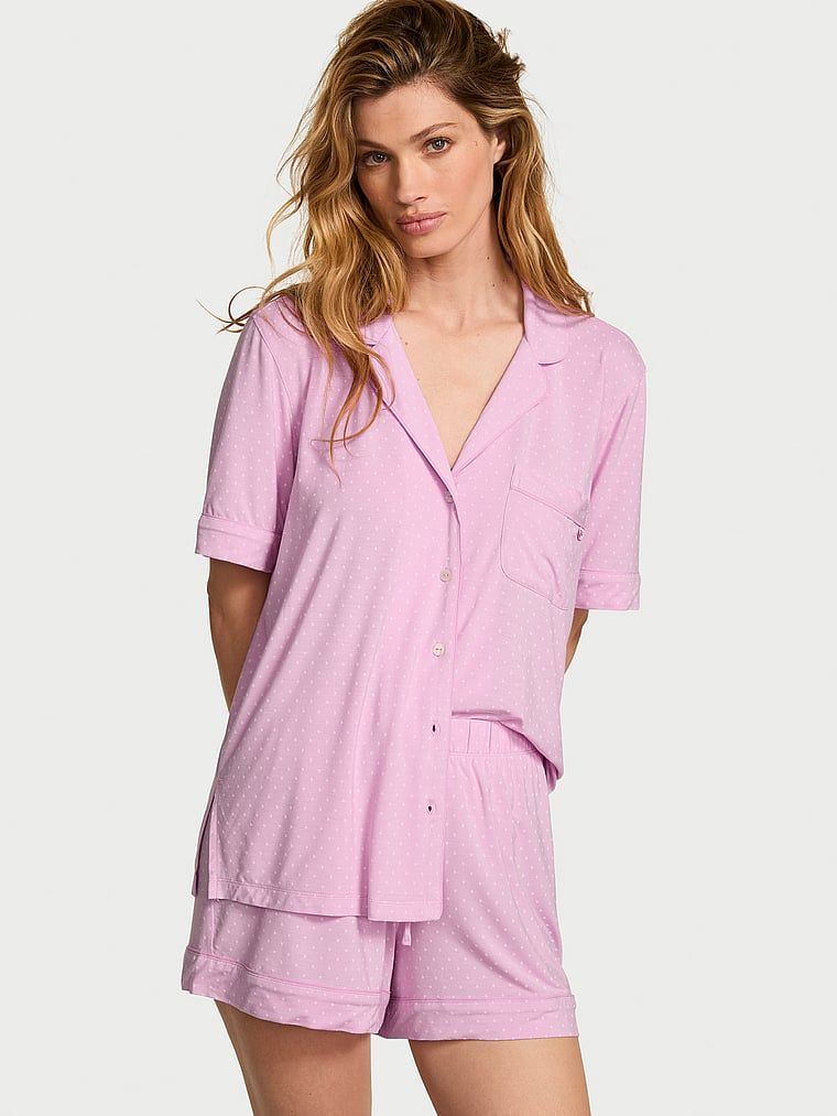 Modální pyžamo se SoSoft kraťasy. Produkt je vzorovaný a pochází z kolekce Victoria's Secret.