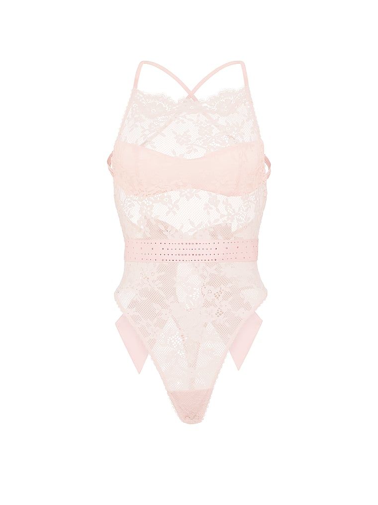Body Twinkle Lace. Produkt je růžové barvy a pochází z kolekce Dream Angels.