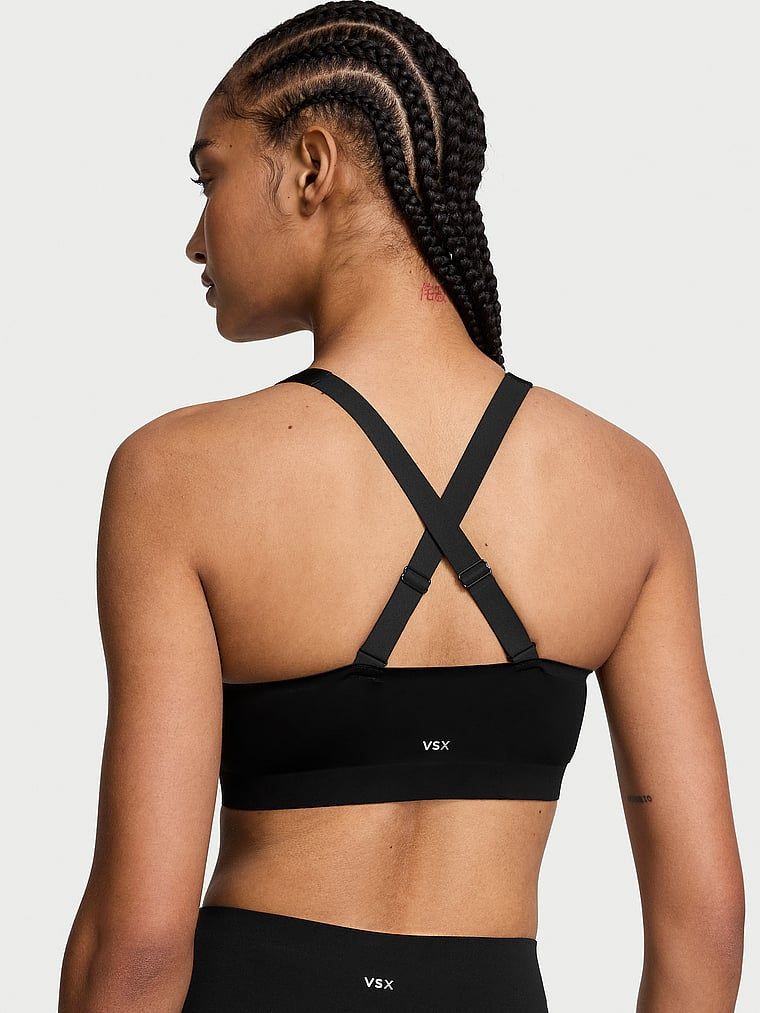 Sportovní podprsenka s maximální podporou se zipem Knockout Front-Close. Produkt je černý a pochází z kolekce VSX.
