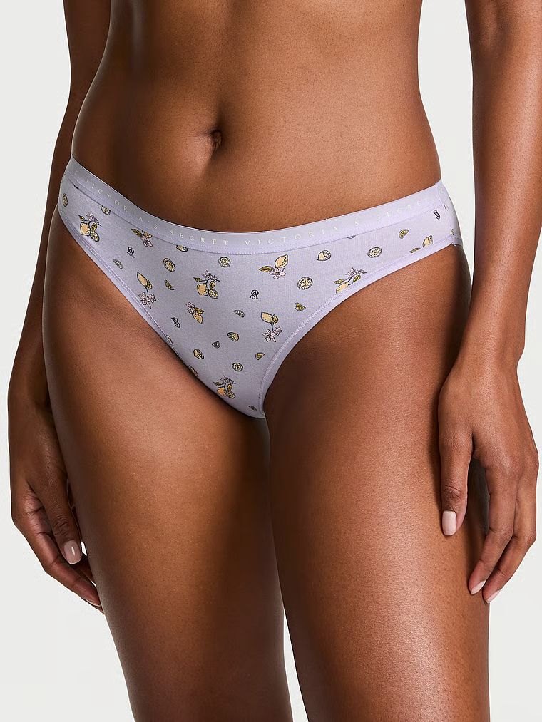 Bavlněné kalhotky v bikinách. Produkt je vzorovaný a pochází z kolekce Victoria's Secret.