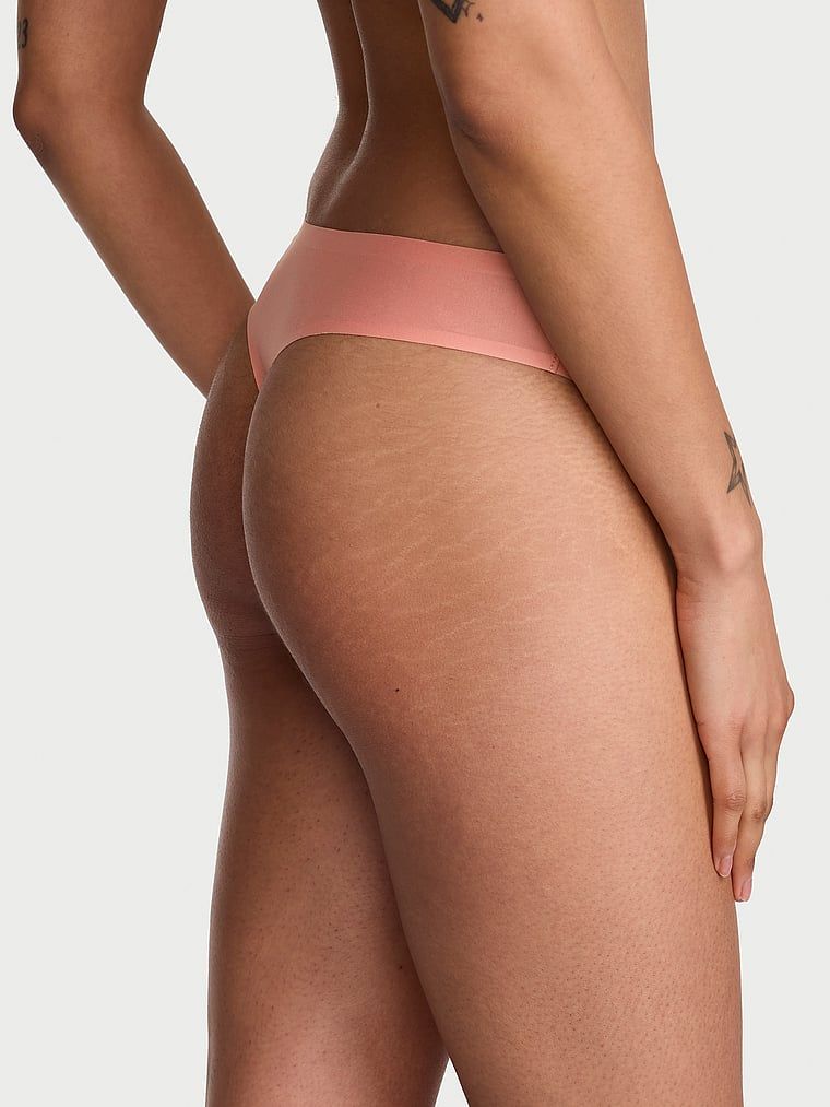 Flex mikrovláknové tanga. Produkt je růžové barvy a pochází z kolekce Body by Victoria.