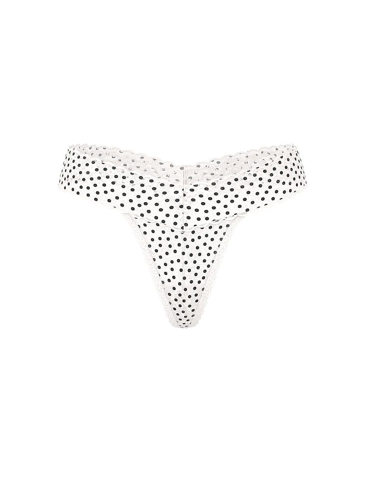 Krajkové krajkové tanga. Produkt je vzorovaný a pochází z kolekce Lacie.