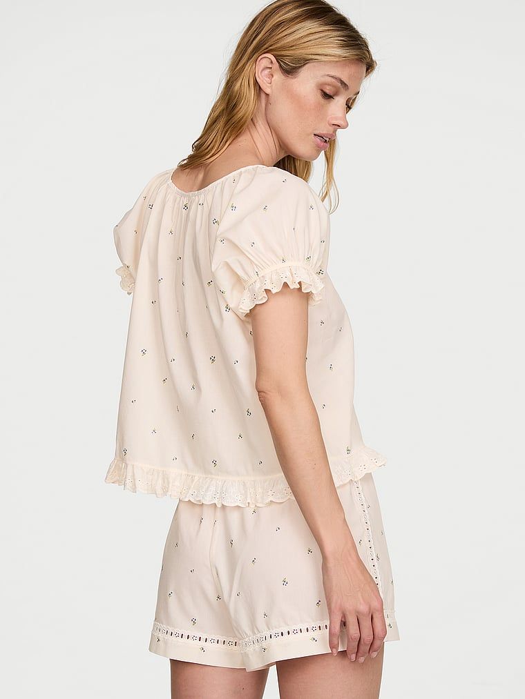 Vintage bavlněné pyžamo s kraťasy Dream. Produkt má květinový vzor a pochází z kolekce Victoria's Secret.
