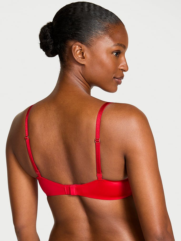 Mírně vyztužená hladká Demi podprsenka. Produkt má červenou barvu a pochází z kolekce Very Sexy.