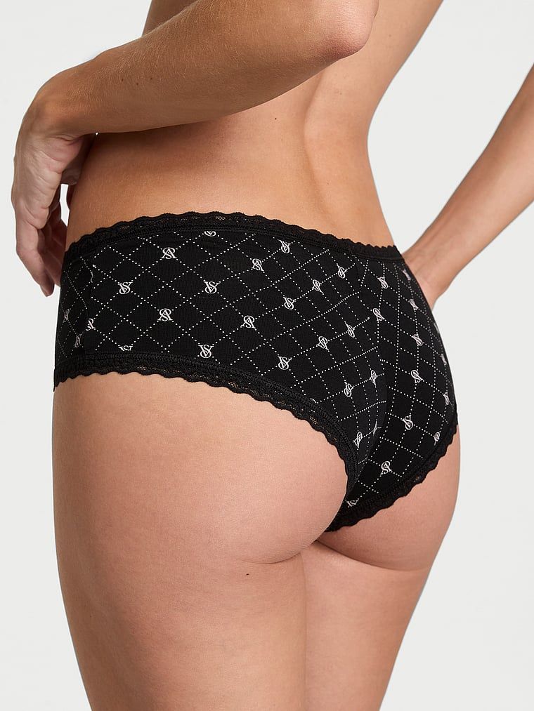Bavlněné kalhotky s krajkou na okrajích Lace-Waist Cheeky. Produkt je vzorovaný a pochází z kolekce Lacie.