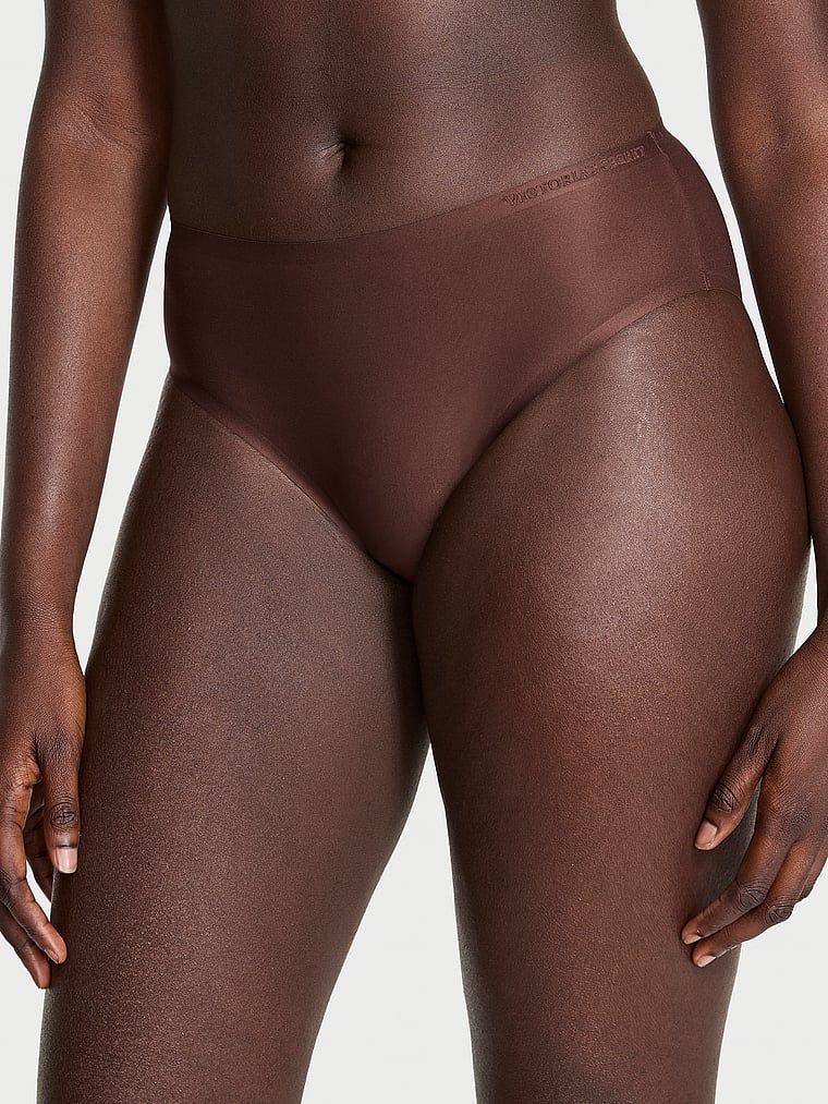 Kalhotky Flex z mikrovlákna. Produkt je hnědý a pochází z kolekce Body by Victoria.
